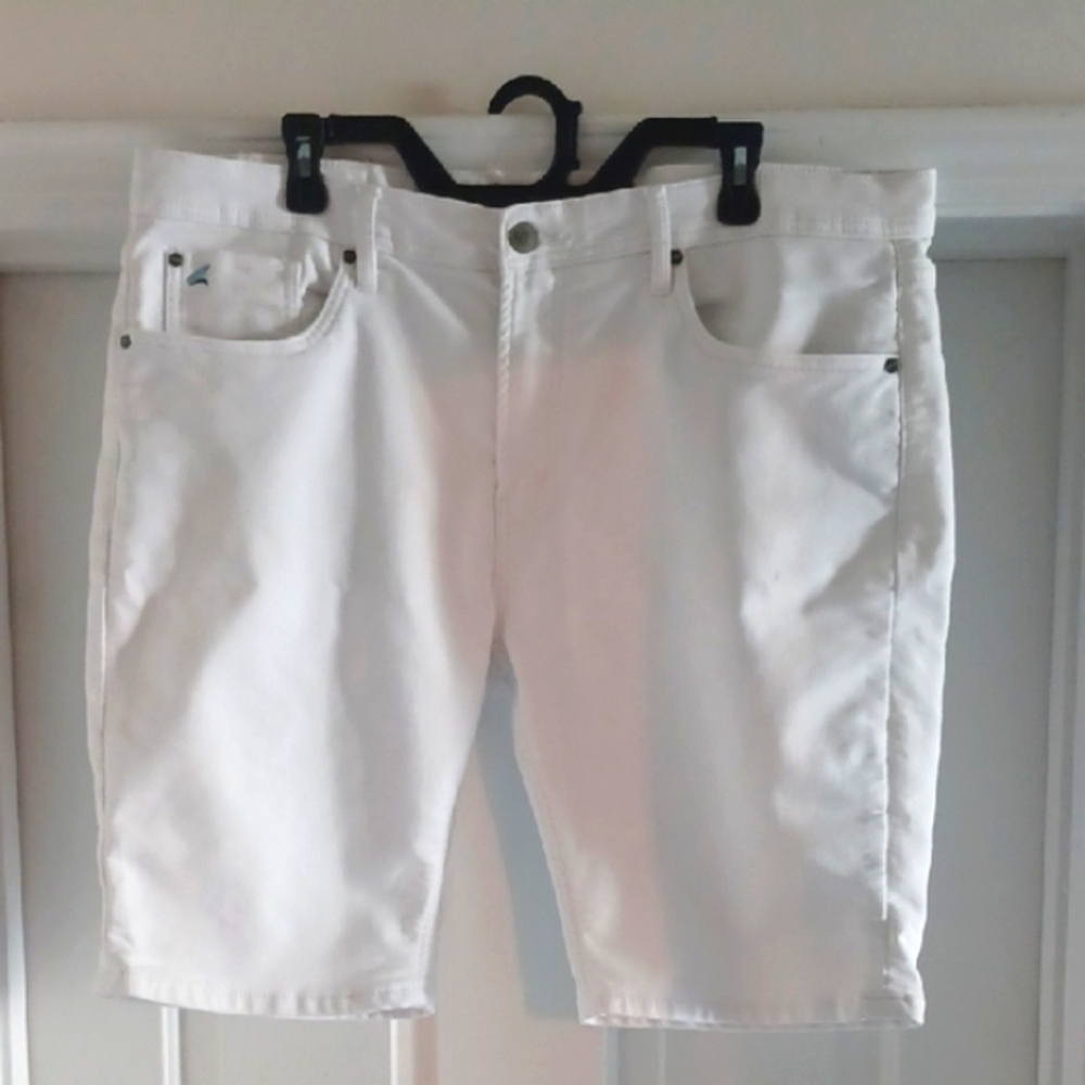 TAILOR VINTAGE White Jean Shorts Classic Summer Style